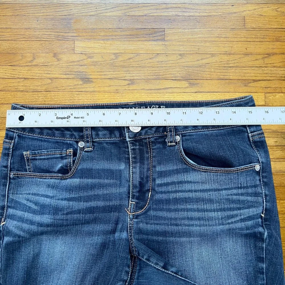 American Eagle Super Stretch Dark Wash Raw Hem Denim Shorts Womens 10 Long
